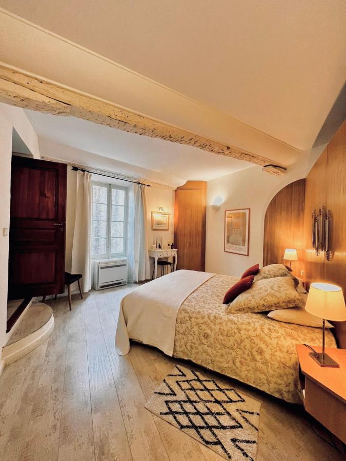 L'Elegante - Maison De Ville Avec Bains A Remous - Parking Inclus 생폴드방스 외부 사진